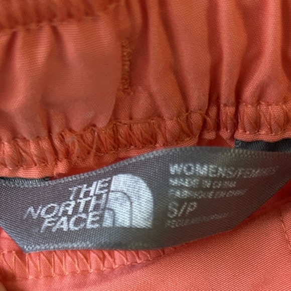 The North‎ Face Women's Small Orange Athletic Shorts 4" Inseam Hiking Outdoors - Picture 4 of 8